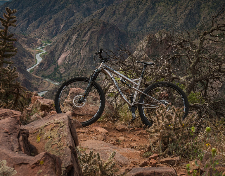 overlook mountain bikes