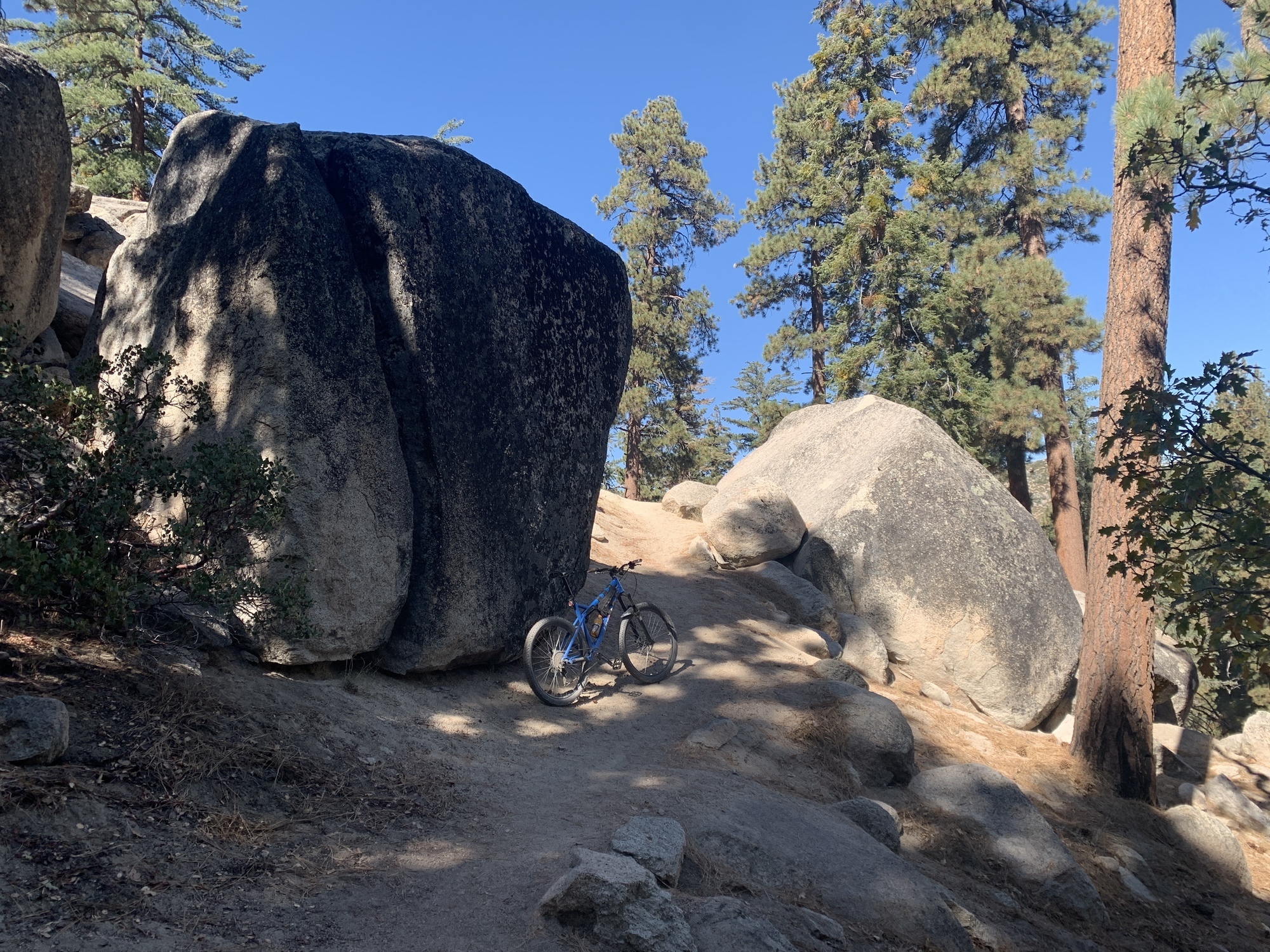 Beautiful Boulders at Hanna Flats Trail