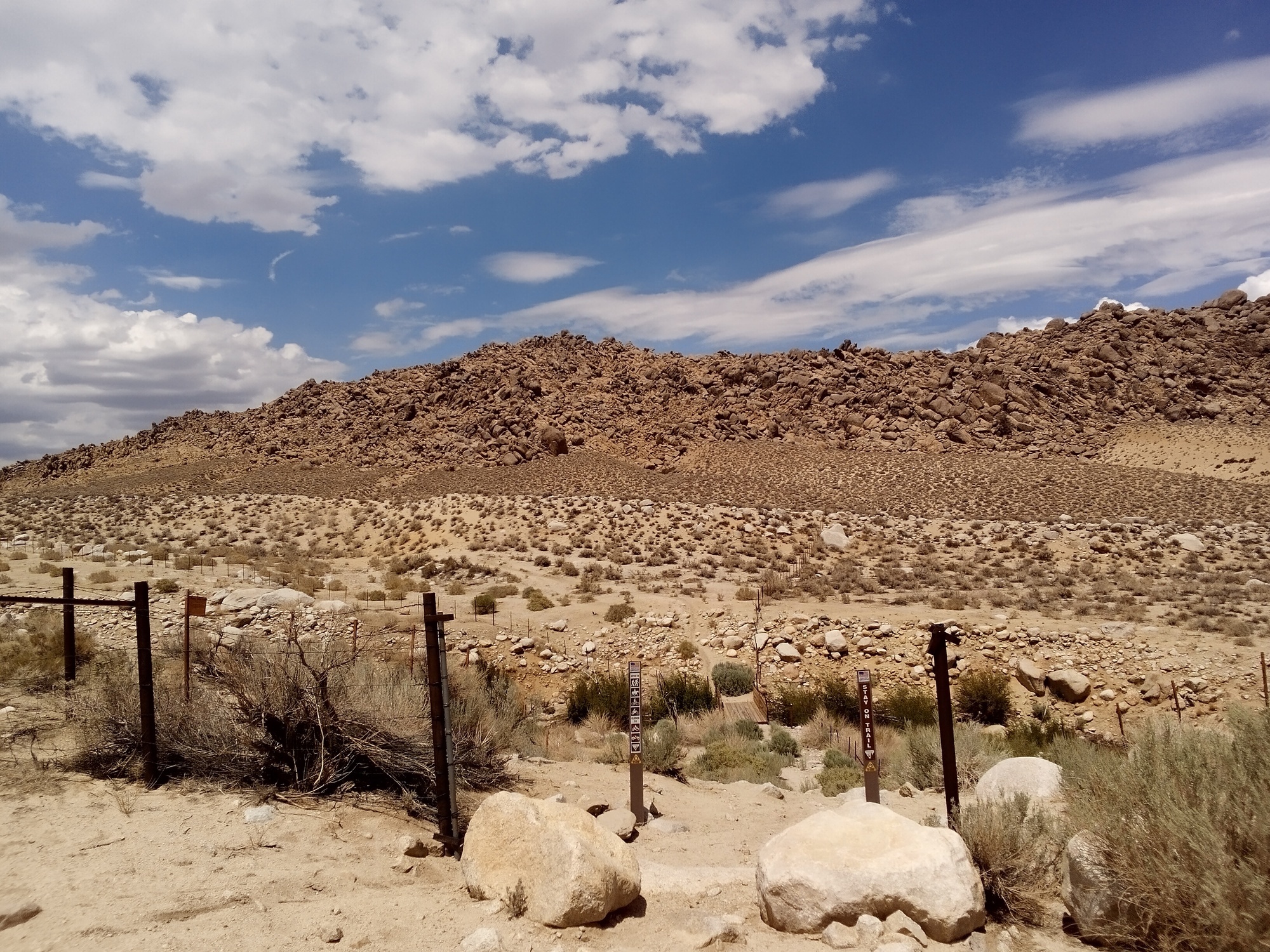 Turn from the paved Whitney Portal Road to the Alabama Hills Loop.