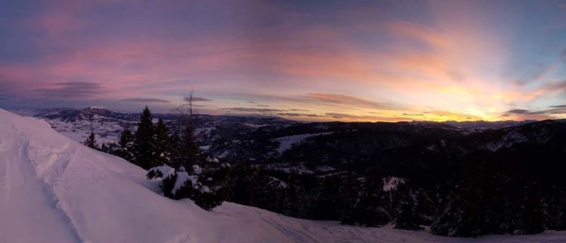 Sunrise as seen from the summit of lil ellis.