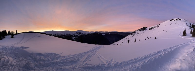 Sunrise panoramic view from the hut deck looking south towards Leadville.